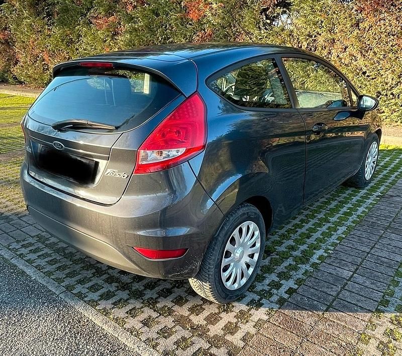 Usata Ford Fiesta 2010 Grigio Utilitaria
