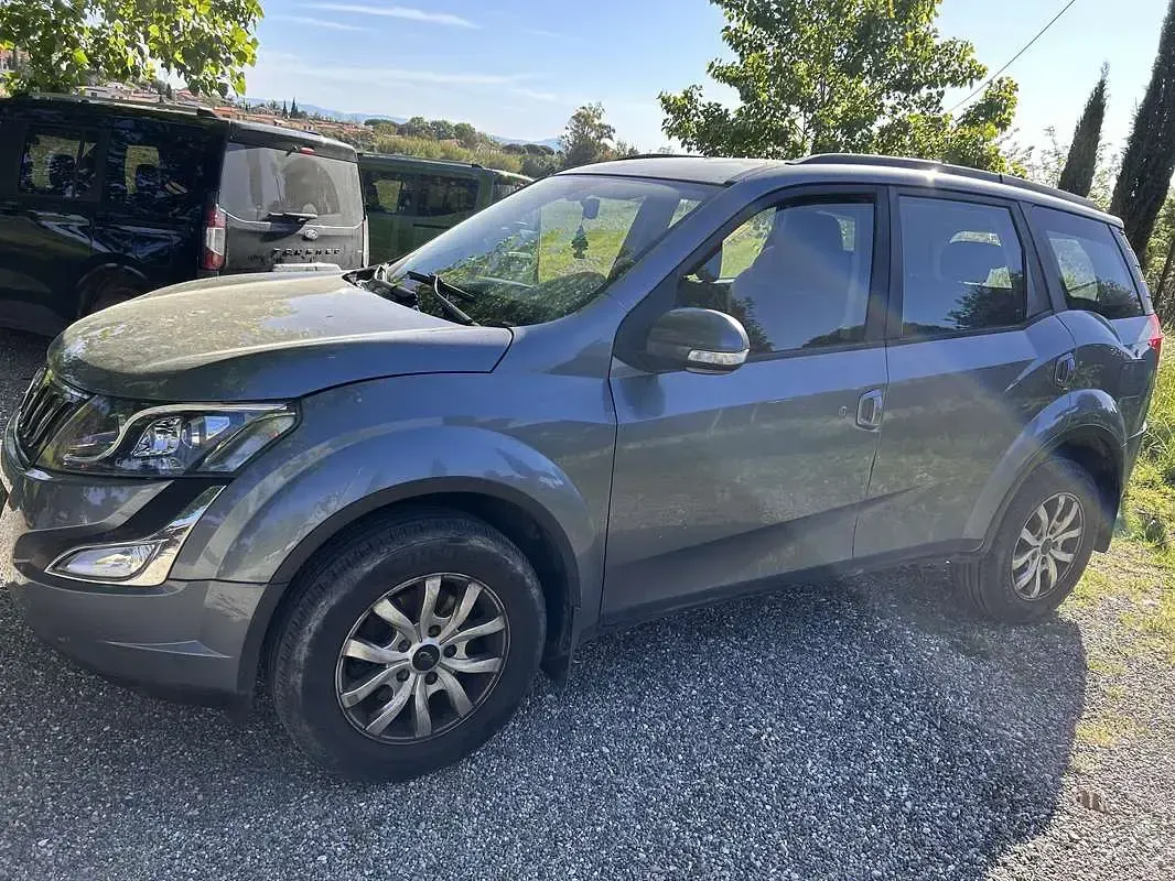 Usata Mahindra XUV500 140 CV (102 kW) 2018 SUV