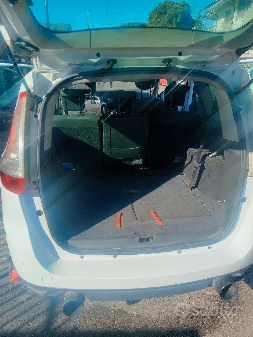 Usata Renault Scenic E-Tech 2011 Bianco Monovolume