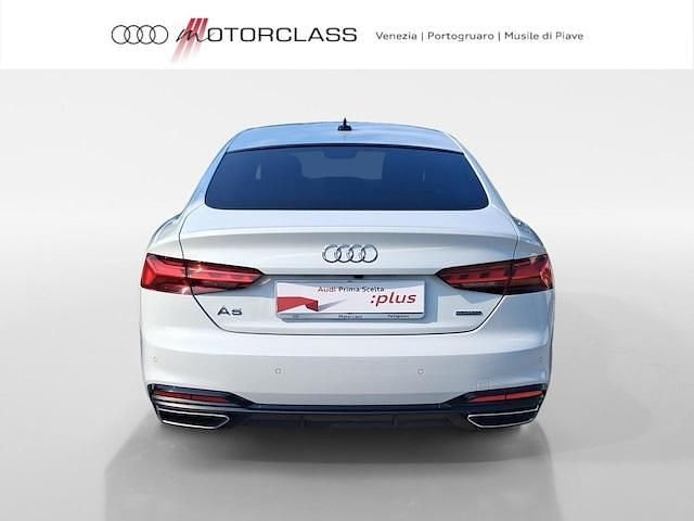 Usata Audi A5 Sportback S-Line 204 CV (150 kW) 2023 Bianco ghiaccio metallizzato Utilitaria