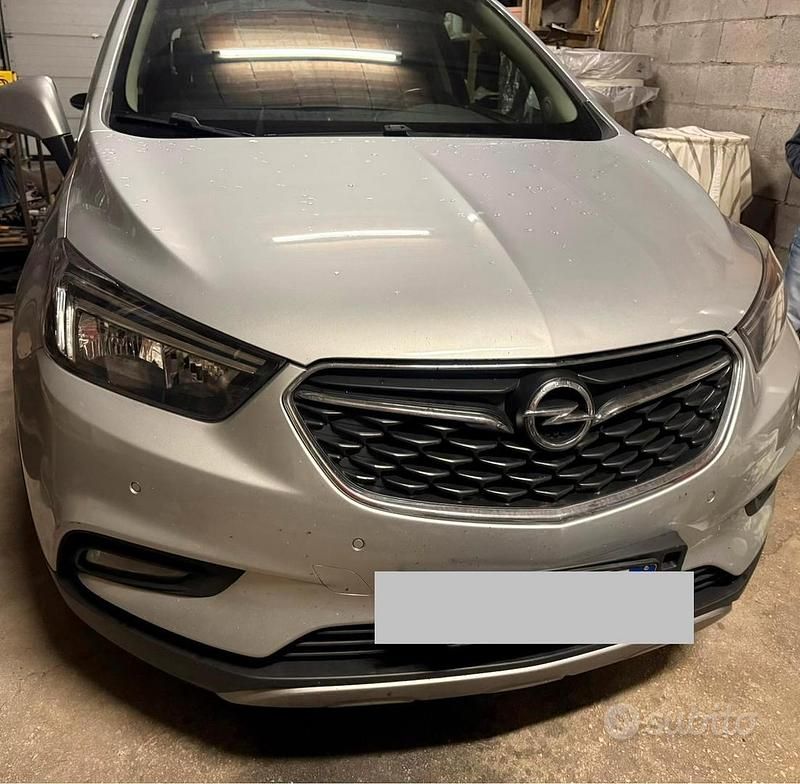 Usata Opel Mokka X 116 CV (85 kW) 2018 Grigio SUV