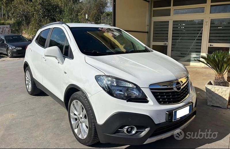 Bianco Usata 2015 Opel Mokka SUV | 5000 € - Immagine 1/4