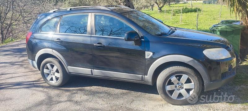 Usata Chevrolet Captiva LS 150 CV (110 kW) 2010 Nero SUV