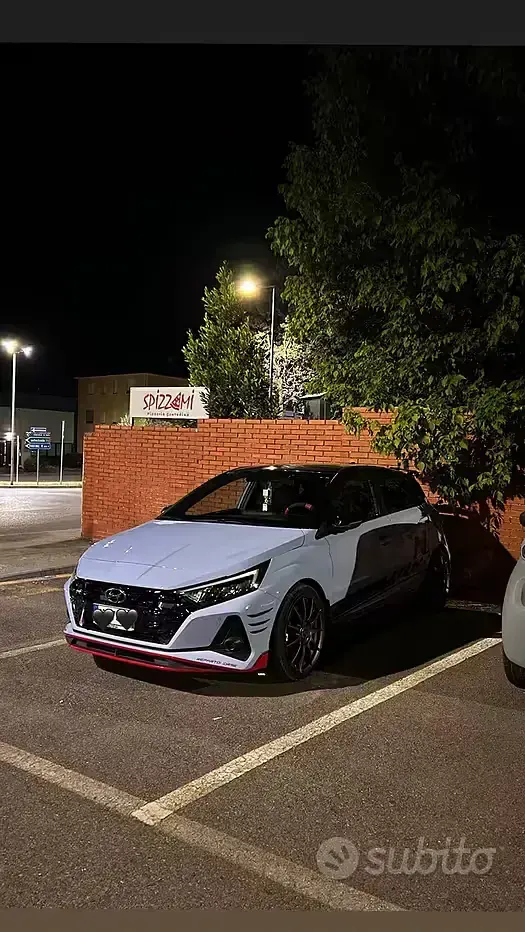 Usata Hyundai i20 204 CV (150 kW) 2023 Bluazzurro Utilitaria