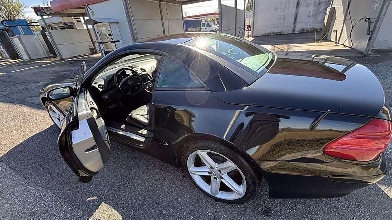 Usata Mercedes SL350 245 CV (180 kW) 2006 Cabrio