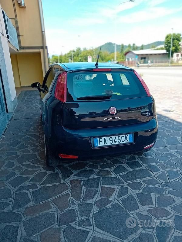 Usata Fiat Grande Punto 65 CV (47 kW) 2015 Utilitaria