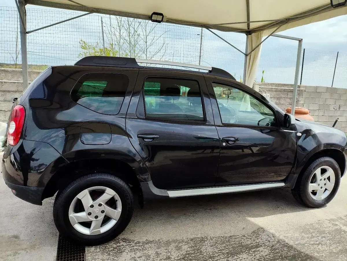 Usata Dacia Duster 107 CV (78 kW) 2012 Nero SUV