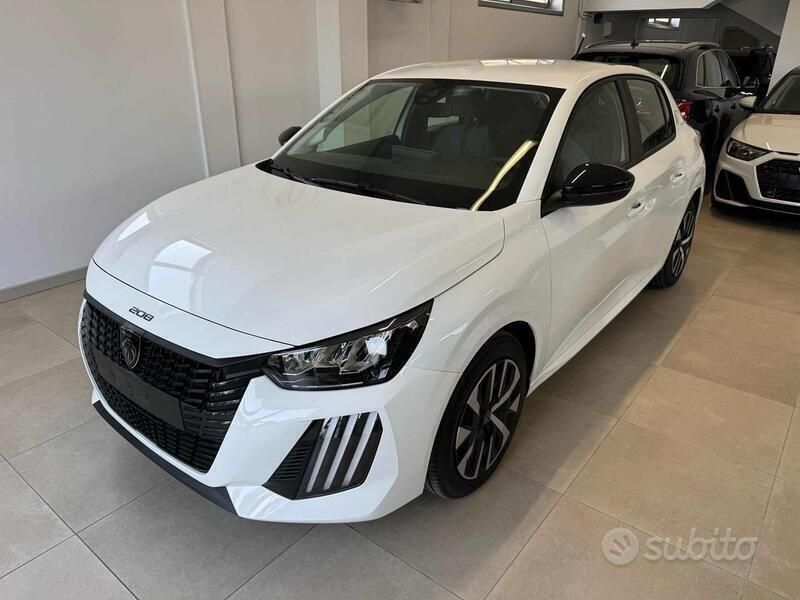 Nuova 2025 Peugeot 208 Due volumi | 18.000 € (Buon prezzo) - Immagine 1/4