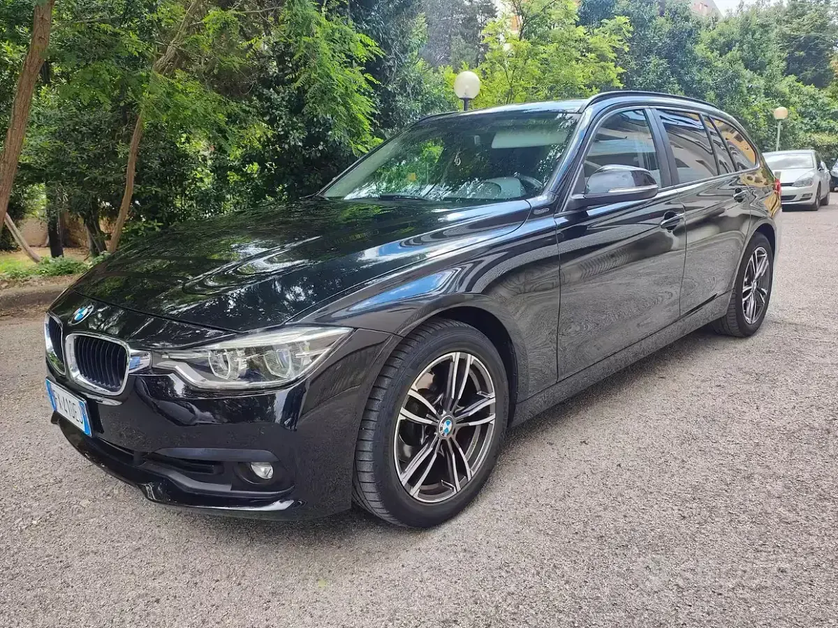 Usata BMW 318 Advantage 150 CV (110 kW) 2019 Nero Station wagon