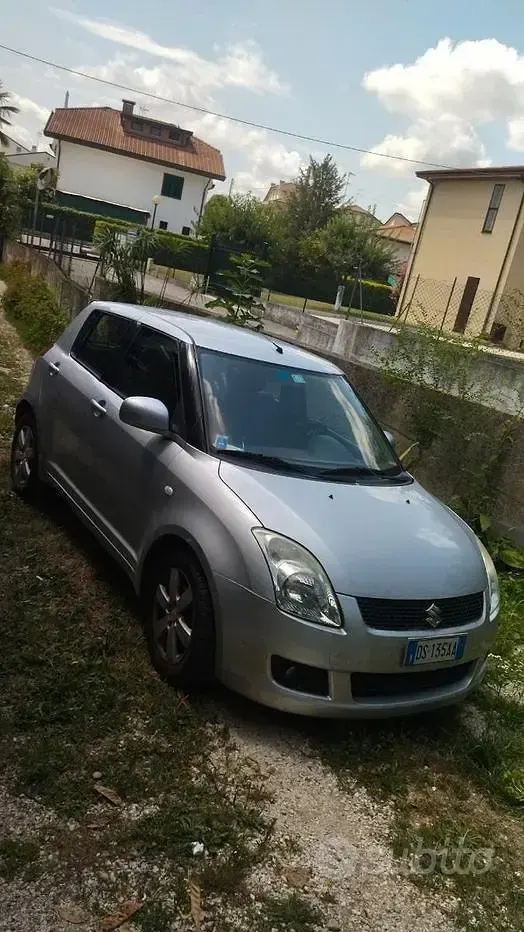 Usata Suzuki Swift 92 CV (67 kW) 2008 Grigio Utilitaria