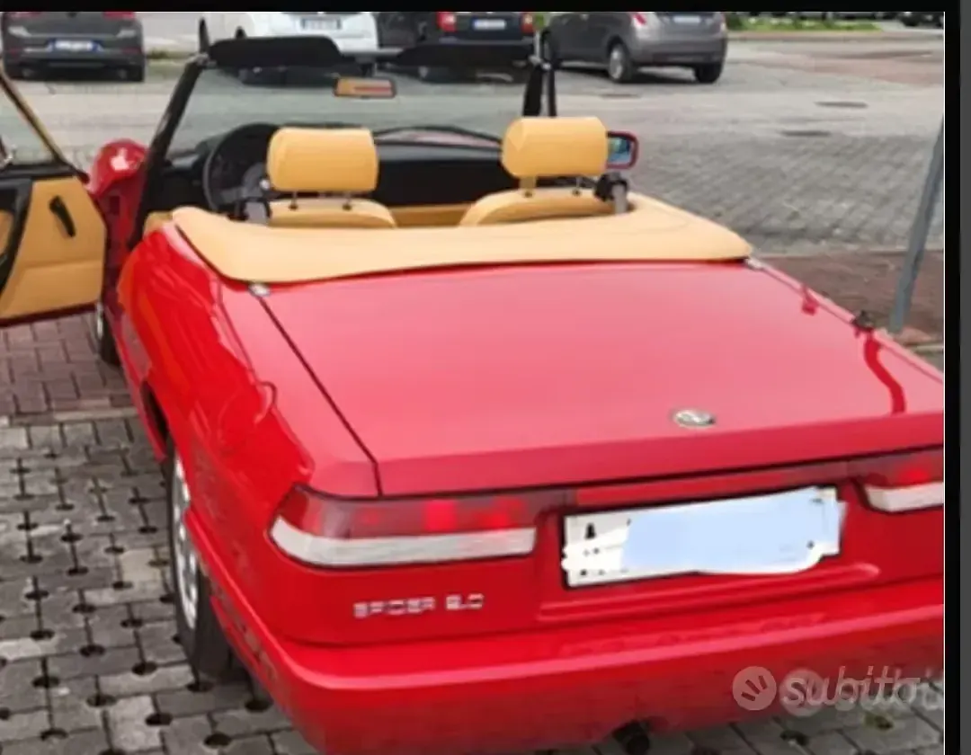 Usata Alfa Romeo Spider 122 CV (89 kW) 1991 Rosso Cabrio