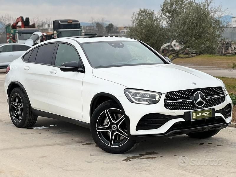 Bianco Usata 2021 Mercedes GLC220 AMG Line Premium Plus Coupé | 37.499 € (Super prezzo) - Immagine 1/4