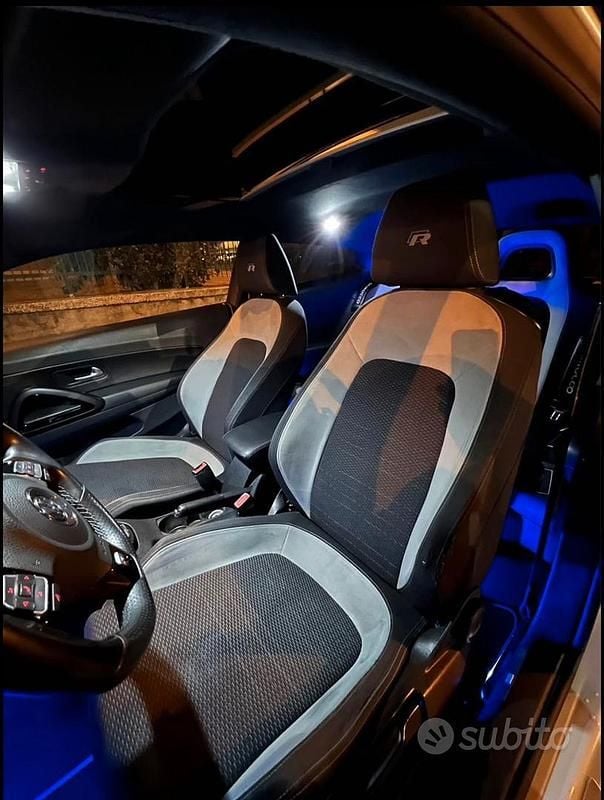 Usata VW Scirocco R 265 CV (194 kW) 2011