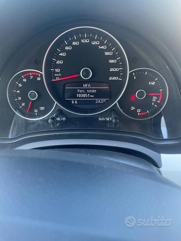 Giallo Usata 2019 Seat Mii Due volumi | 6000 € (Super prezzo) - Immagine 1/4