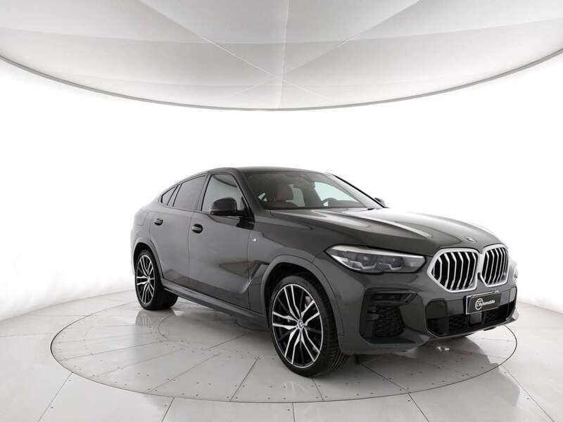 Grigio Usata 2022 BMW X6 M Sport SUV | 61.000 € (Ottimo prezzo) - Immagine 1/4