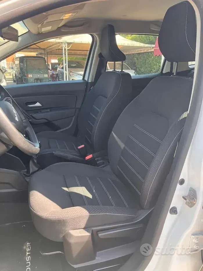 Usata Dacia Duster Expression 91 CV (66 kW) 2024 Bianco SUV