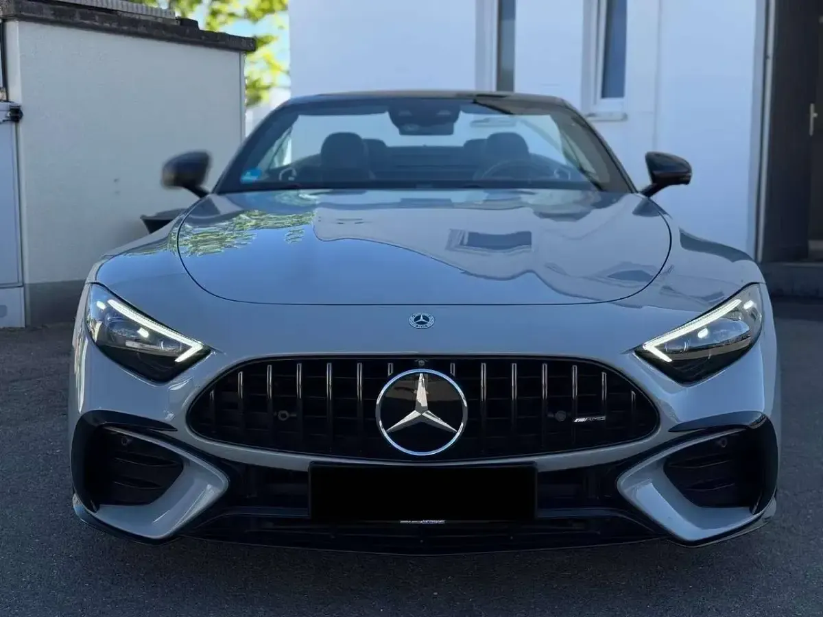 Usata Mercedes SL43 AMG Premium Plus 381 CV (280 kW) 2023 Vernice uni grigio alpino Cabrio