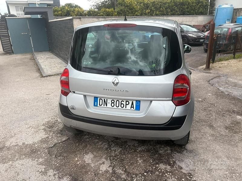 Usata Renault Modus 2008 Grigio Monovolume