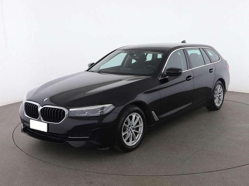 Usata BMW 530 249 CV (183 kW) 2021 Carbon black Station wagon