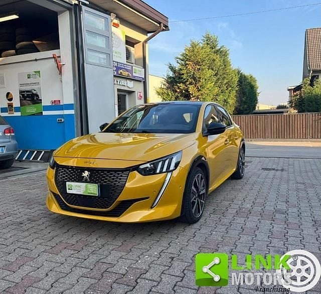 Giallo(met.) Usata 2020 Peugeot 208 GT Due volumi | 13.000 € (Buon prezzo) - Immagine 1/4