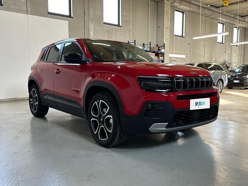 Usata Jeep Avenger Summit 101 CV (74 kW) 2024 Rosso SUV