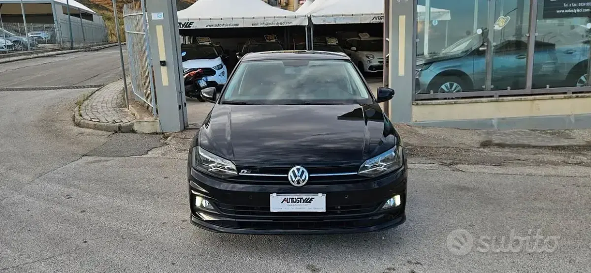 Usata VW Polo R-line 95 CV (69 kW) 2018 Nero Utilitaria