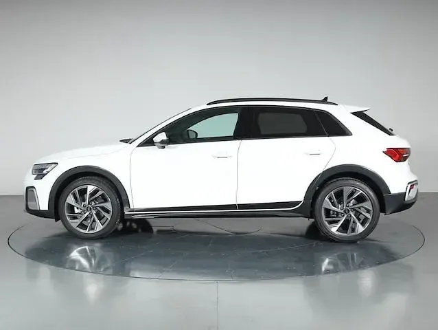 Nuova Audi A3 Advanced Plus 150 CV (110 kW) 2025 Bianco arkona Berlina