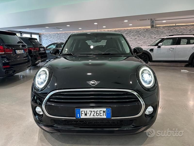 Nero Usata 2019 Mini Cooper Hype Due volumi | 20.400 € (Cara) - Immagine 1/4
