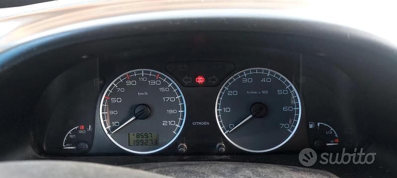 Usata Citroën Xsara 109 CV (80 kW) 2003 Blu Berlina