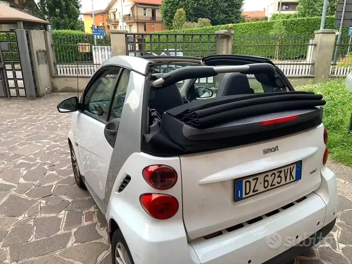 Usata Smart ForTwo Cabrio 71 CV (52 kW) 2010 Bianco Cabrio