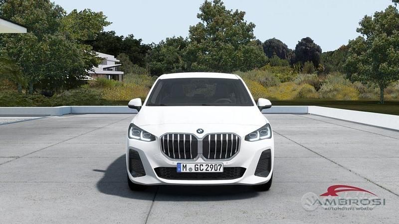Usata BMW 218 Active Tourer M Sport 150 CV (110 kW) 2025 Alpin white pastello Monovolume