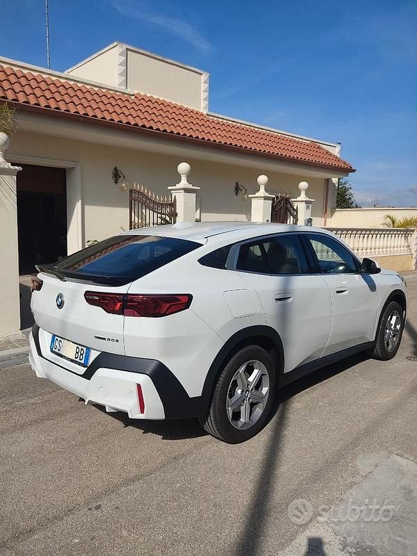 Begagnad BMW X2 Comfort Edition 150 HK (110 kW) 2024 Vit SUV