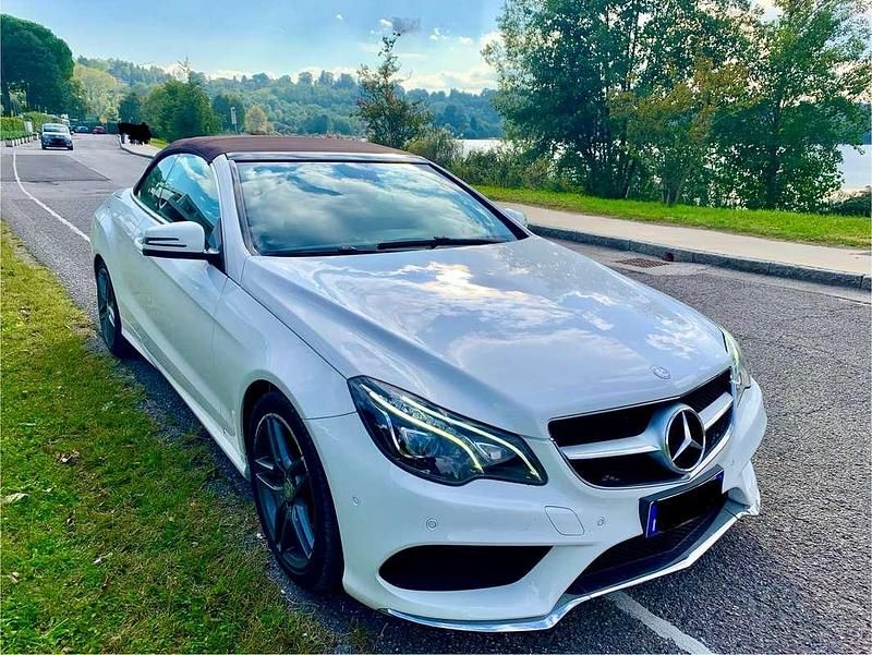 Usata Mercedes E220 170 CV (125 kW) 2013 Bianco Cabrio