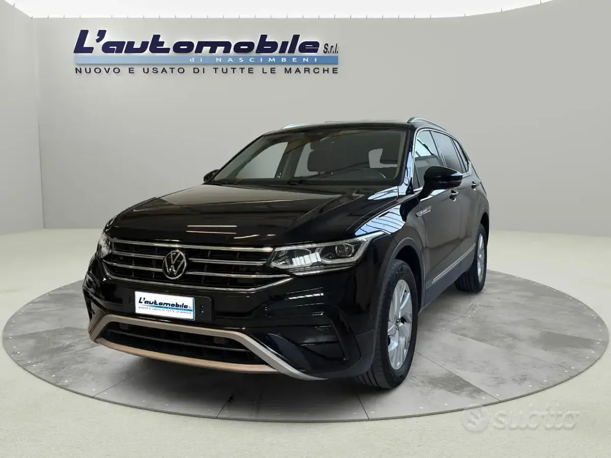 Usata VW Tiguan Allspace Elegance 150 CV (110 kW) 2022 Nero SUV