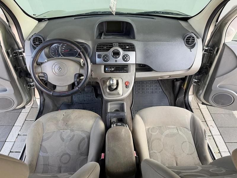 Usata Renault Kangoo 106 CV (77 kW) 2011 Argento Monovolume