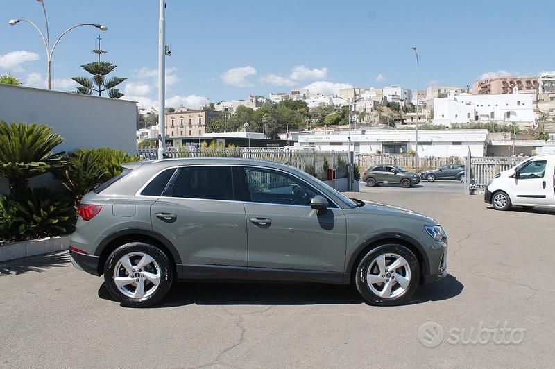 Gebraucht Audi Q3 Advanced 150 PS (110 kW) 2024 Grau SUV