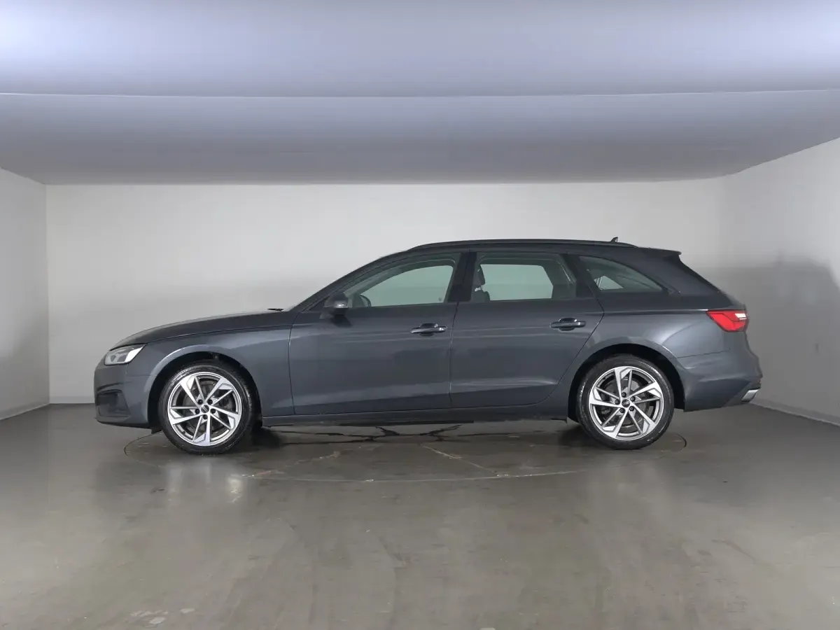 Usata Audi A4 Advanced Plus 136 CV (100 kW) 2023 Grigio manhattan Station wagon