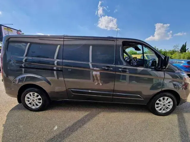 Usata Ford Transit Custom Titanium 130 CV (95 kW) 2020 Grigio