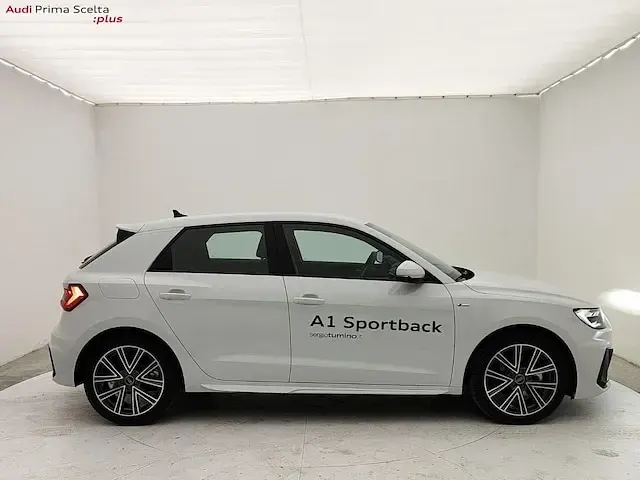 Usata Audi A1 Sportback S-Line 116 CV (85 kW) 2025 Bianco ghiaccio metallizzato Utilitaria