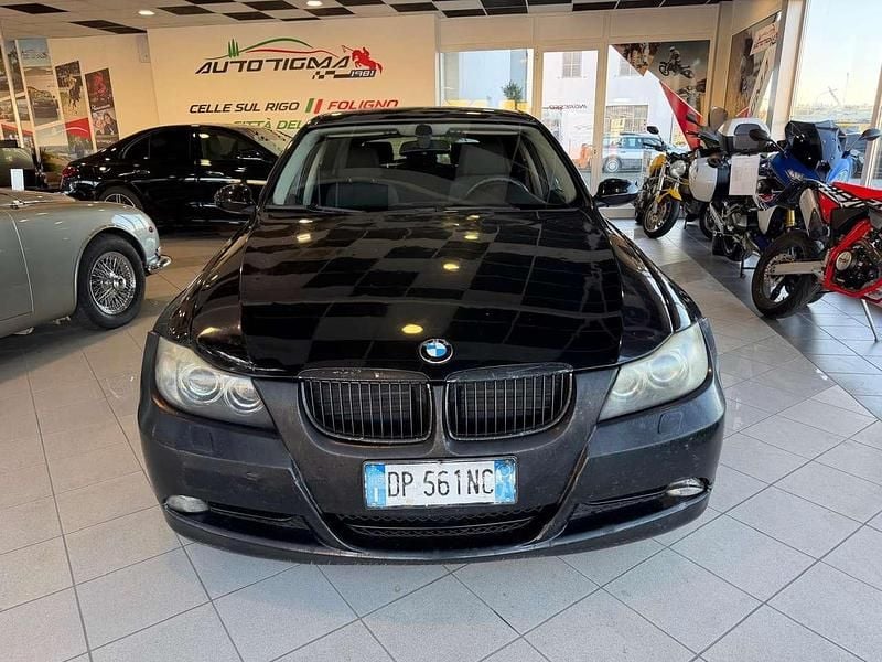 Usata BMW 320 177 CV (130 kW) 2008 Nero Station wagon
