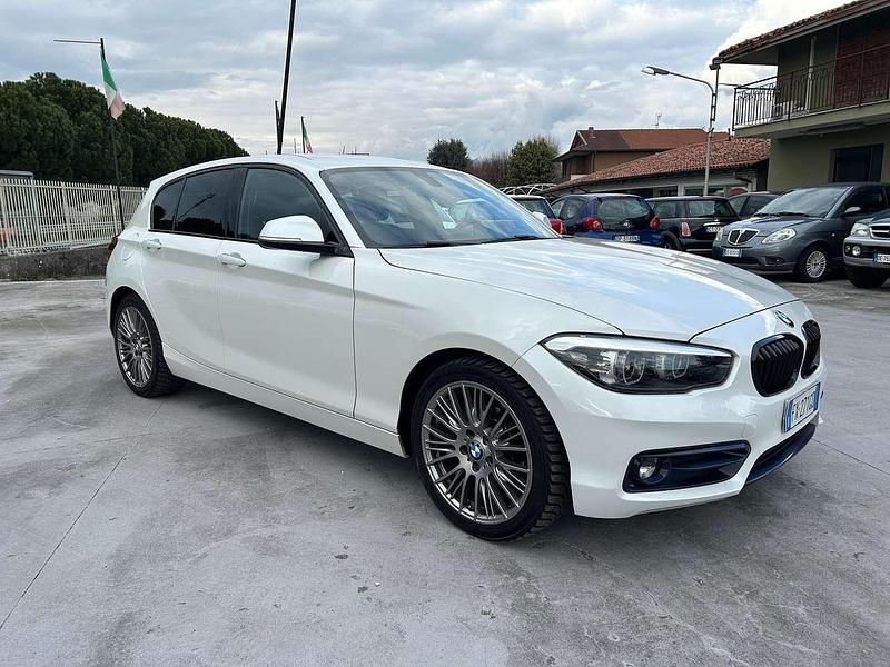 Usata BMW 116 Sport Line 116 CV (85 kW) 2019 Bianco Utilitaria