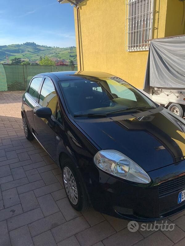 Usata Fiat Punto Evo 2011 Blu Utilitaria