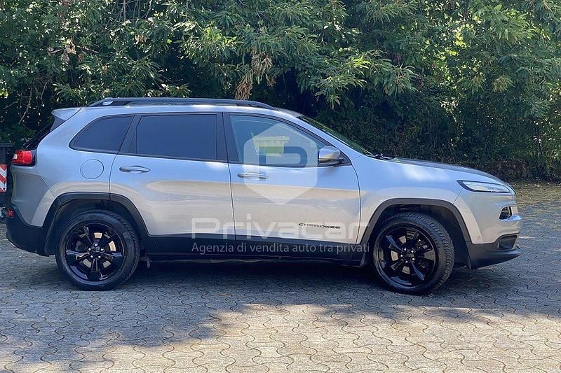 Usata Jeep Cherokee Night Eagle 194 CV (142 kW) 2019 Grigio SUV