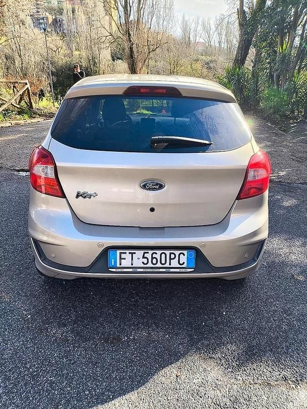 Usata Ford Ka Plus Ultimate 95 CV (69 kW) 2018 Utilitaria