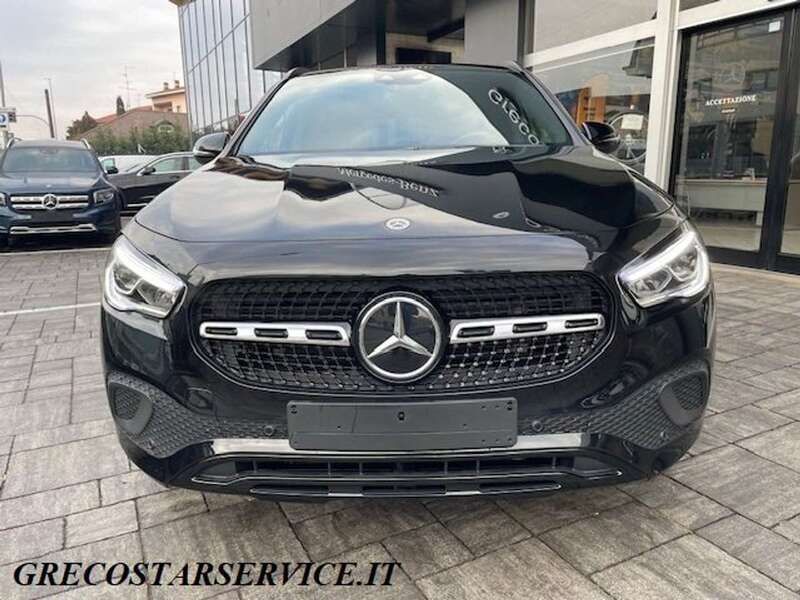 Usata Mercedes GLA180 116 CV (85 kW) 2023 Cosmo SUV