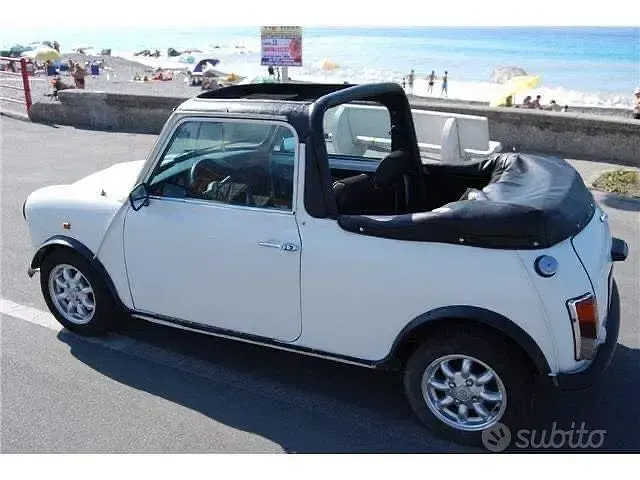 Usata Mini 1000 40 CV (29 kW) 1987 Bianco Utilitaria