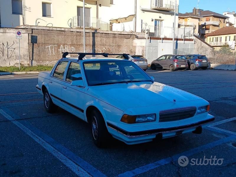 Usata Buick Century 1990 Bianco Berlina