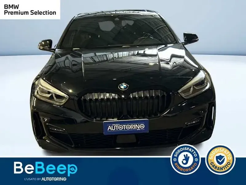 Usata BMW 118 M Sport 136 CV (100 kW) 2022 Bianco pastello Berlina