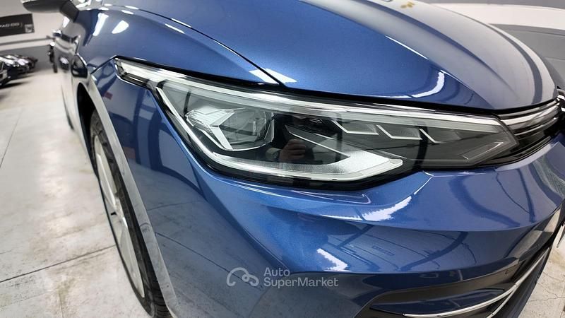 Usata VW Golf VIII 150 CV (110 kW) 2025 Blu Berlina