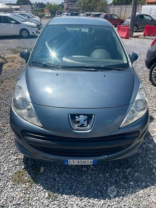 Gebraucht Peugeot 207 75 PS (55 kW) 2007 Grau Limousine